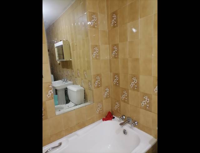 4 BEDROOM FLAT FOR SALE IN SUNNYSIDE